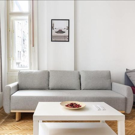Prime Location Sip Utca Budapest Luaran gambar